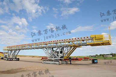 履帶驅(qū)動 輪胎從動 履帶驅(qū)動 輪胎從動